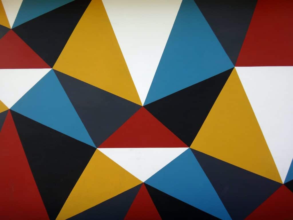 Geometrische Formen in verschiedenen Farben