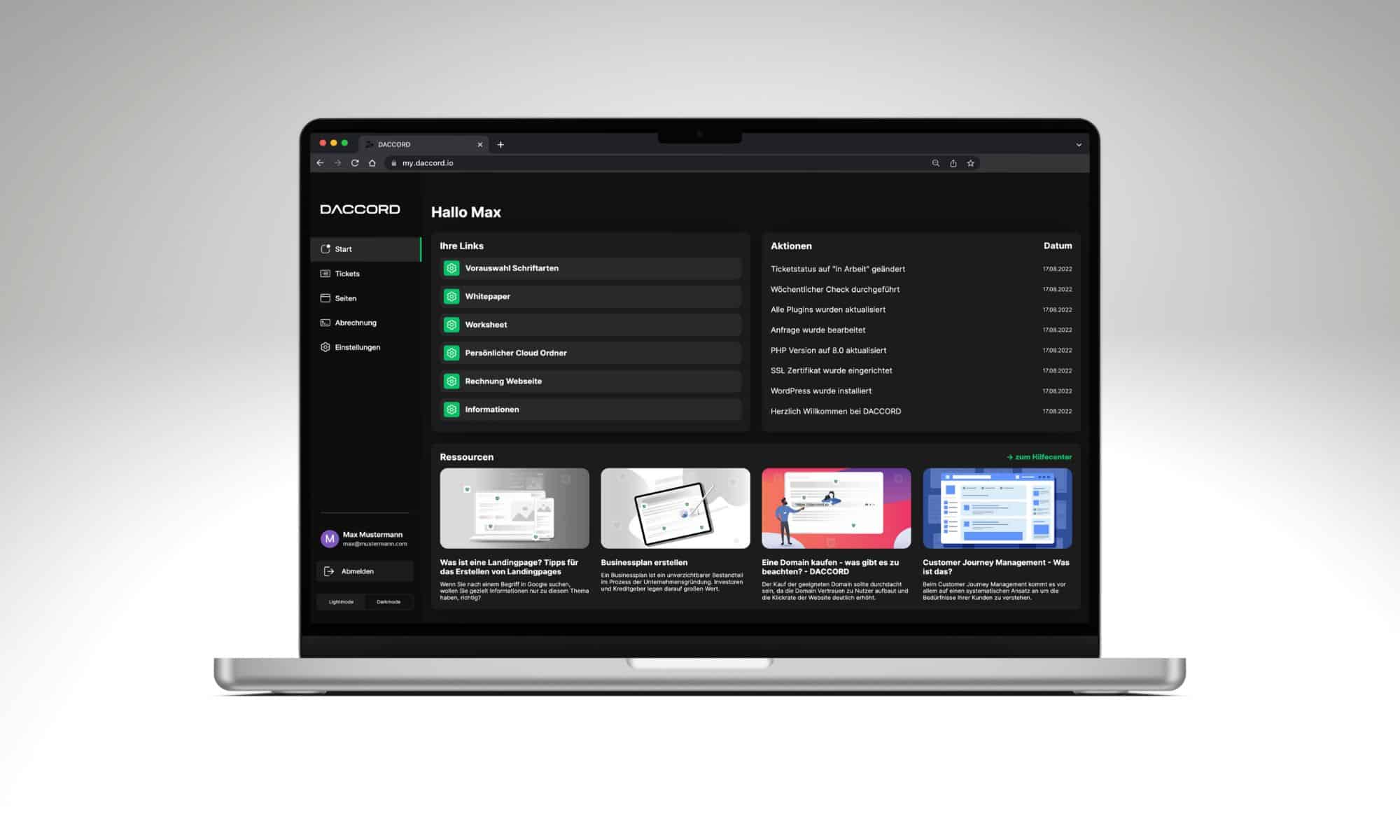 Ein MacBook Pro mit dem MyDACCORD Dashboard im Browser